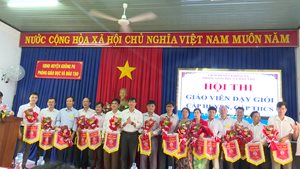 Khai mạc Hội thi giáo viên dạy giỏi cấp THCS huyện Krông Pa năm học...